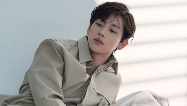Yim Si Wan định nghĩa lại về danh xưng 'idol đá chéo sân'- Ảnh 1.