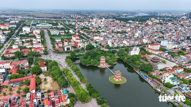 Không khí chuẩn bị đón thời khắc công bố thành lập tỉnh thành, phường xã - Ảnh 2.