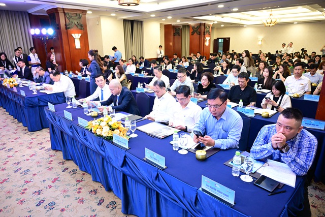 Cashless Day 2025 aims to propel Vietnam's digital economy- Ảnh 8. Cashless Day 2025 aims to propel Vietnam's digital economy- Ảnh 8.