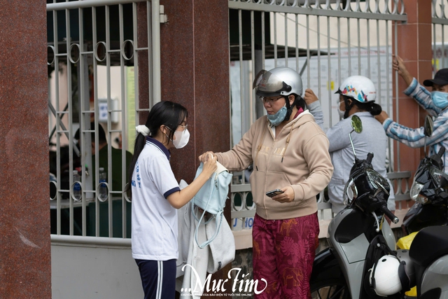 Hôm nay 4-6, thí sinh thi tuyển sinh lớp 10 ở Tiền Giang nghe phổ biến quy chế - Ảnh 8.