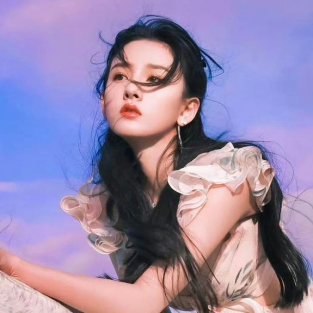 Tống Tổ Nhi - chiếc nhan sắc dễ khiến người khác phải 'khom lưng' - Ảnh 1.