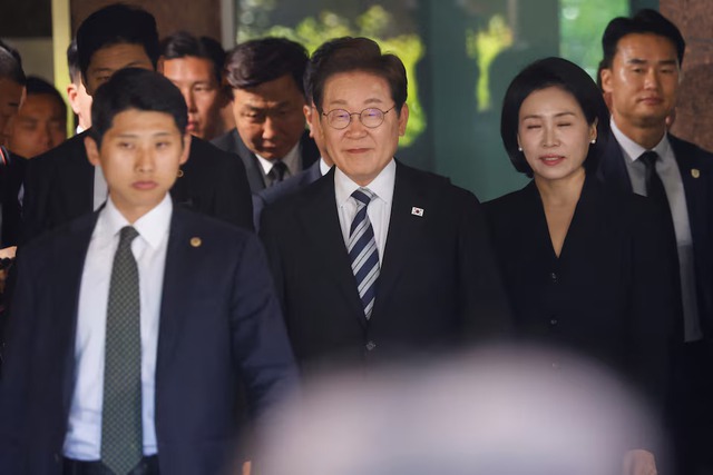 South Korea's new President Lee vows to revive democracy from 'near demise'- Ảnh 3.