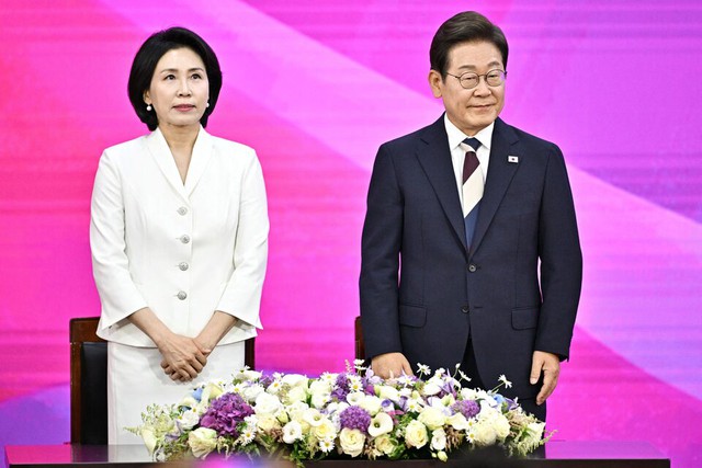 South Korea's new President Lee vows to revive democracy from 'near demise'- Ảnh 1.
