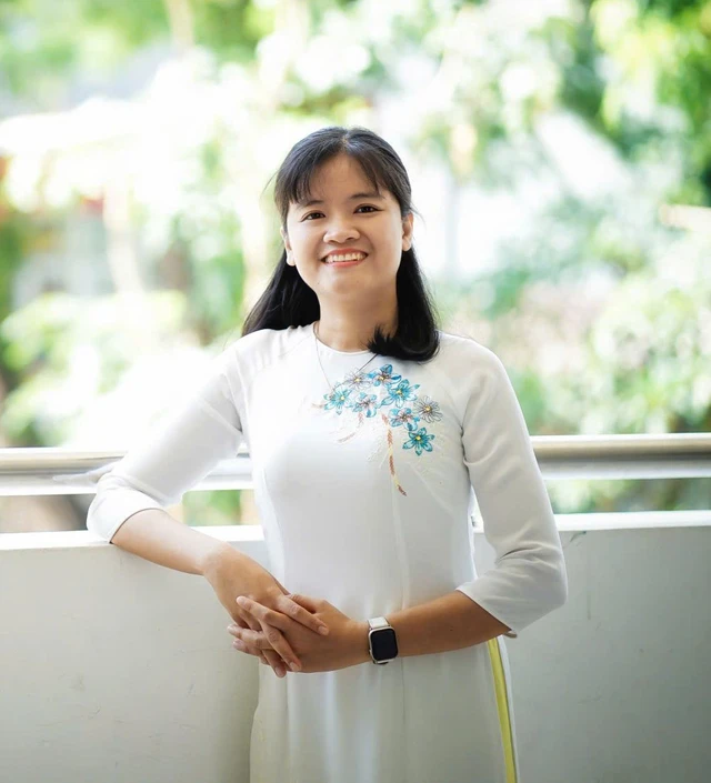 Bỏ túi bí kíp làm bài môn tiếng Anh và toán tuyển sinh lớp 10 từ giáo viên - Ảnh 3.