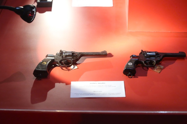 Vietnam police unveil modern combat vehicles, weapons at downtown Ho Chi Minh City exhibit- Ảnh 6. Vietnam police unveil modern combat vehicles, weapons at downtown Ho Chi Minh City exhibit- Ảnh 6.