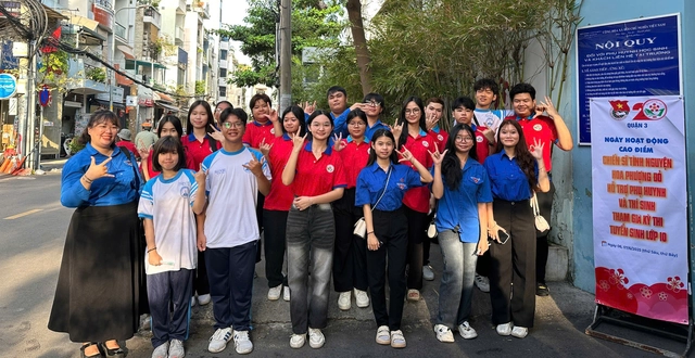 5.000 chiến sĩ Hoa phượng đỏ hỗ trợ thí sinh thi tuyển sinh lớp 10- Ảnh 11.