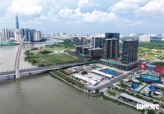 Thu Thiem riverside in Ho Chi Minh City transformed with new creative hub, scenic walkway- Ảnh 9. Thu Thiem riverside in Ho Chi Minh City transformed with new creative hub, scenic walkway- Ảnh 9.