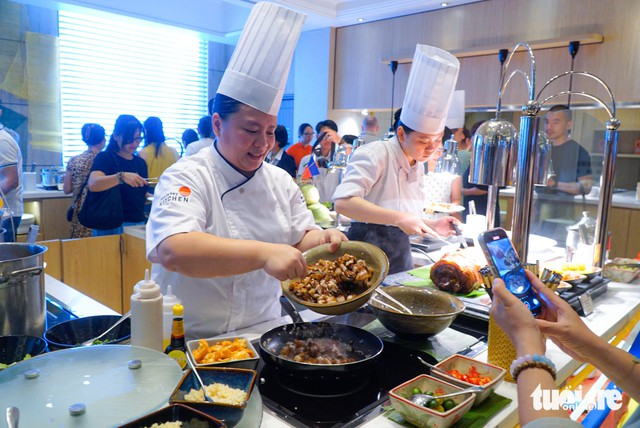 Filipino food fest takes place in five days in Hanoi - Ảnh 3. Filipino food fest takes place in five days in Hanoi - Ảnh 3.