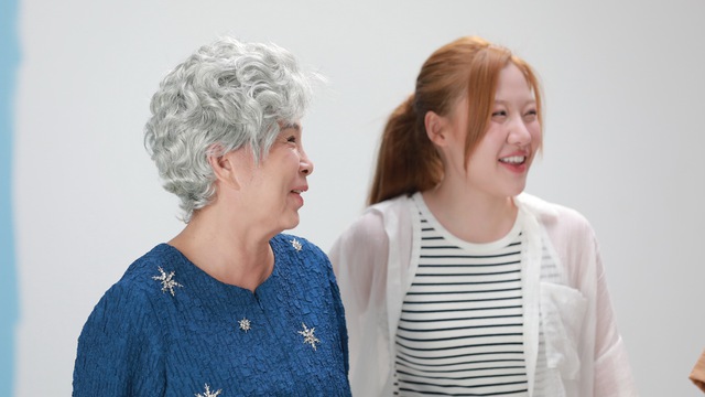Thêm một vai diễn ‘hổng giống ai’ của Uyển Ân trong ‘Nhà mình thôi đi’- Ảnh 4.
