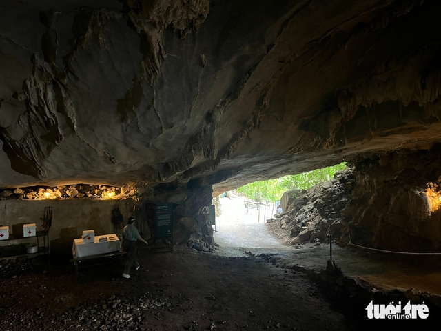 A cavern, a corridor through time: Rediscovering Vietnam’s secret war chambers- Ảnh 4. A cavern, a corridor through time: Rediscovering Vietnam’s secret war chambers- Ảnh 4.