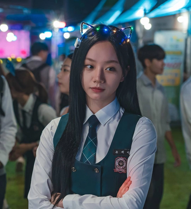 Hyeri là ai mà khiến fan Việt phát sốt với fan meeting? - Ảnh 5.