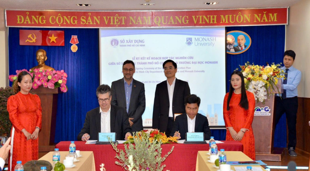 Australian university, Ho Chi Minh City join hands to open research, training hub
- Ảnh 1. Australian university, Ho Chi Minh City join hands to open research, training hub
- Ảnh 1.
