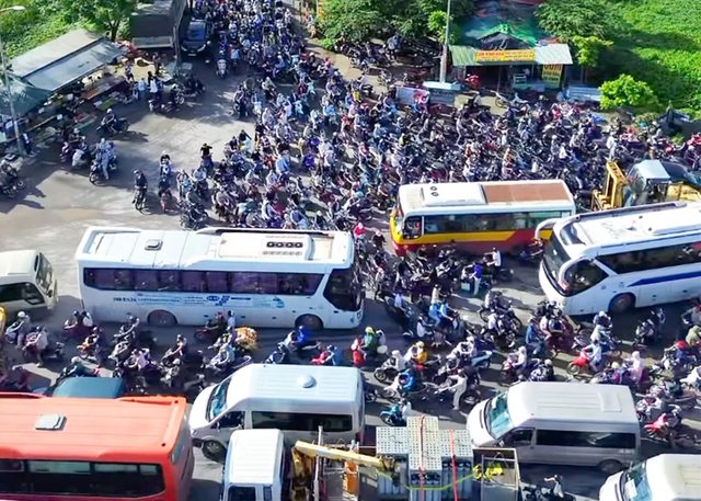 Vietnam’s Bac Ninh acts to ease traffic congestion at IP following Foxconn’s request- Ảnh 1. Vietnam’s Bac Ninh acts to ease traffic congestion at IP following Foxconn’s request- Ảnh 1.