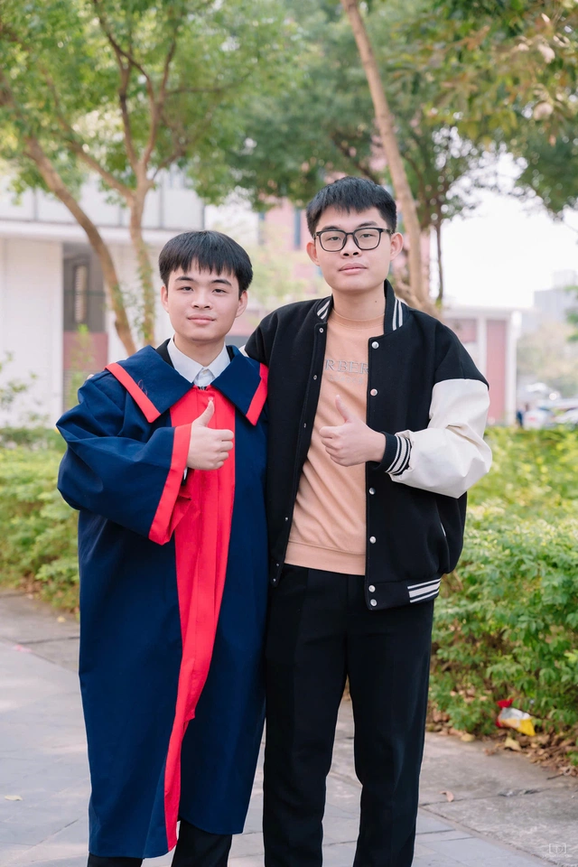 Thủ khoa khối A00 toàn quốc đến từ Trường THPT chuyên Bắc Ninh được anh trai truyền cảm hứng - Ảnh 2.