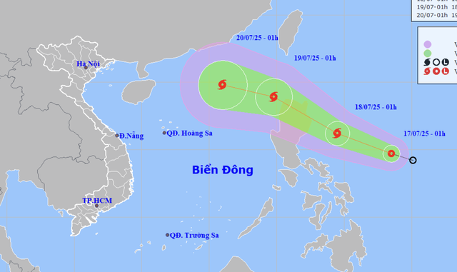 Tropical depression near East Vietnam Sea may intensify into storm today - Ảnh 1.