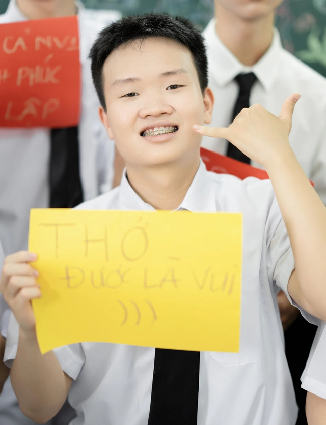 Đôi bạn thân Trường THPT Phan Châu Trinh ghi danh bảng vàng thủ khoa tốt nghiệp TP Đà Nẵng- Ảnh 5.