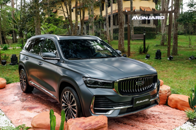 Geely Monjaro debuts in Vietnam, priced from $42,030 - Ảnh 1.