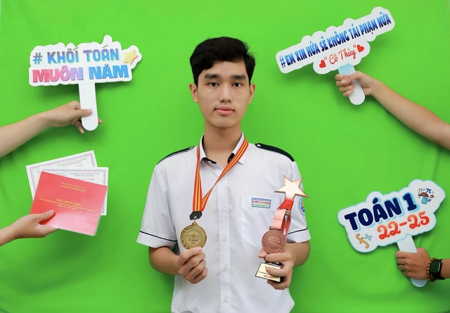 Thủ khoa khối B00 tỉnh Đắk Lắk là học sinh giỏi quốc gia môn toán hai năm liên tiếp- Ảnh 3.