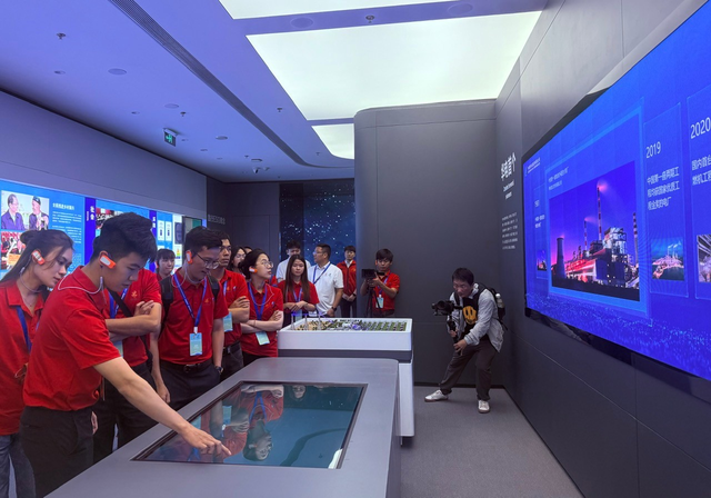 Red study tour: Exploring China’s ‘energy factories’- Ảnh 3. Red study tour: Exploring China’s ‘energy factories’- Ảnh 3.