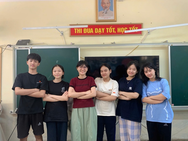 Nữ sinh Nghệ An đạt á khoa khối C00 toàn quốc: Khát vọng về bản ‘gieo chữ’  - Ảnh 3.
