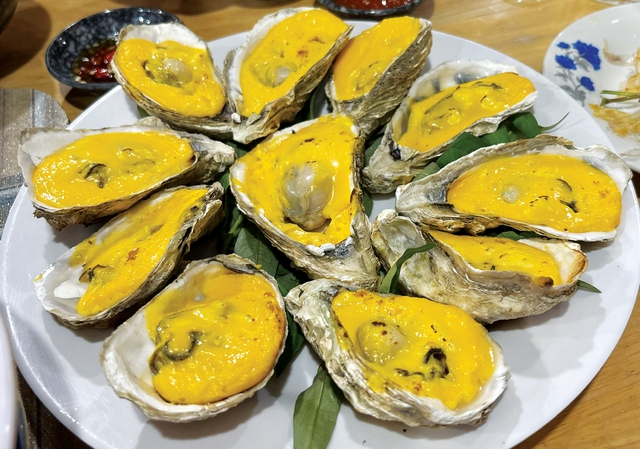 Mê chữ ê kéo dài làng chài Phước Hải - Ảnh 5.