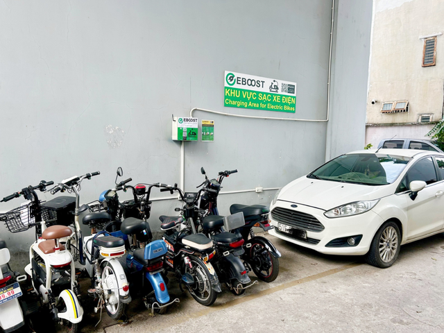 Charging infrastructure must outpace EV boom in Vietnam- Ảnh 1. Charging infrastructure must outpace EV boom in Vietnam- Ảnh 1.