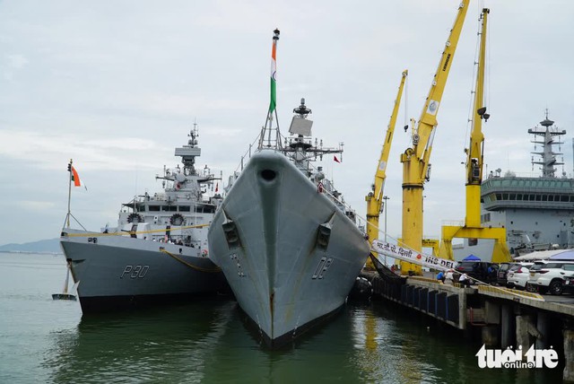 3 Indian Navy warships dock in Da Nang for official visit- Ảnh 3.