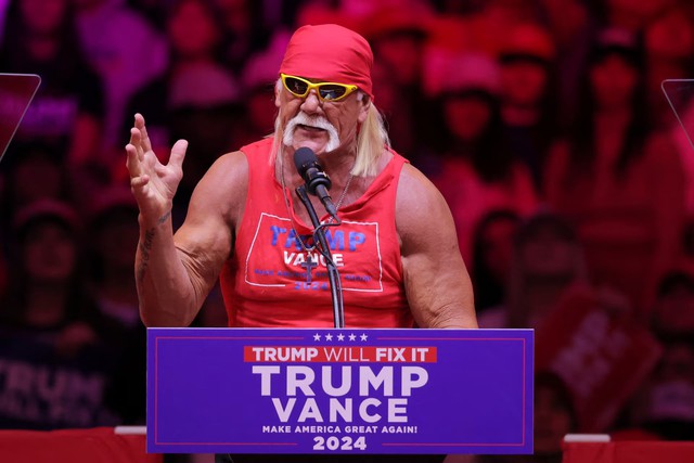 Hulk Hogan, who helped turn pro wrestling into billion-dollar spectacle, dies at 71- Ảnh 1. Hulk Hogan, who helped turn pro wrestling into billion-dollar spectacle, dies at 71- Ảnh 1.