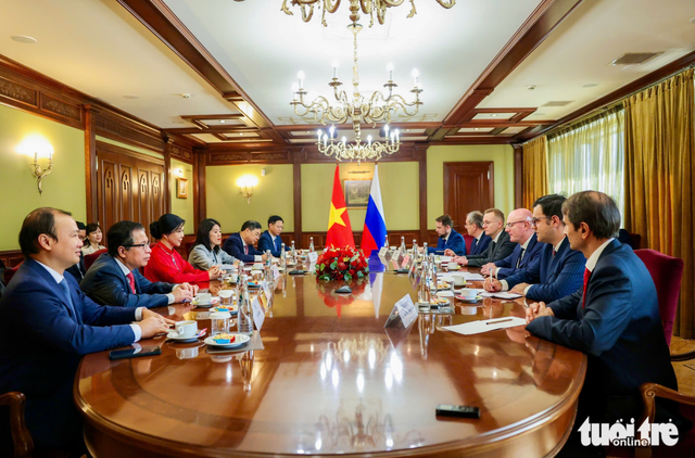 Russia aims to open Russian language training center for Southeast Asia in Vietnam - Ảnh 3.