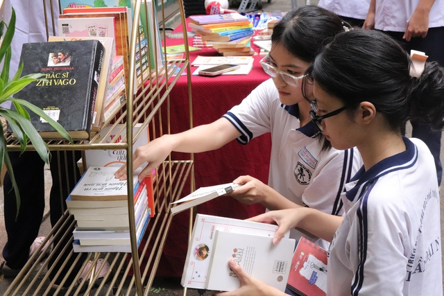 Đổi sách, tỏa yêu thương cùng teen THPT chuyên Trần Đại Nghĩa- Ảnh 4.