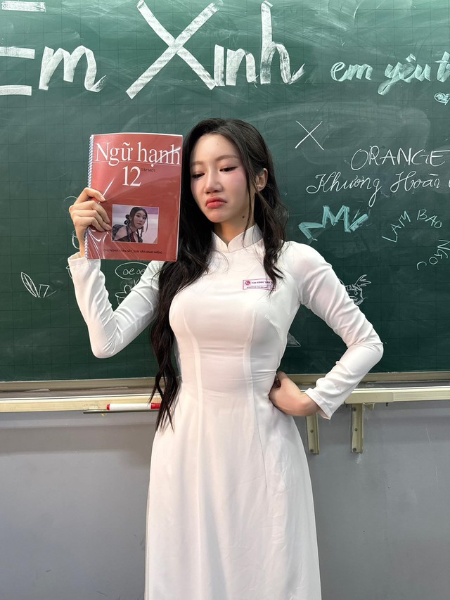 Em xinh say hi tập 9: Bích Phương bị các em xinh 'tố' đi chơi với 'bạn Duy Tân'- Ảnh 4.