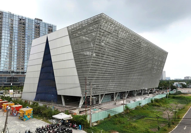 Ho Chi Minh City exhibition center to undergo repairs, $2.9 mln in added costs proposed - Ảnh 1. Ho Chi Minh City exhibition center to undergo repairs, $2.9 mln in added costs proposed - Ảnh 1.