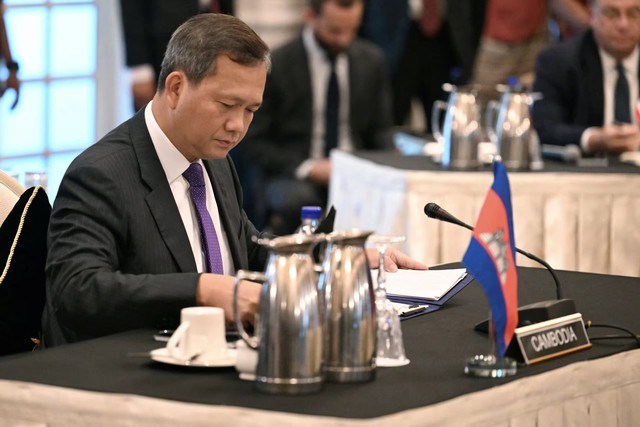 Thai, Cambodian leaders agree to ceasefire after five days of battle- Ảnh 5. Thai, Cambodian leaders agree to ceasefire after five days of battle- Ảnh 5.