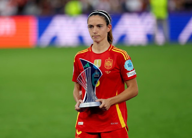 Kelly the hero as England sink Spain in shootout to win Euro 2025 - Ảnh 4. Kelly the hero as England sink Spain in shootout to win Euro 2025 - Ảnh 4.