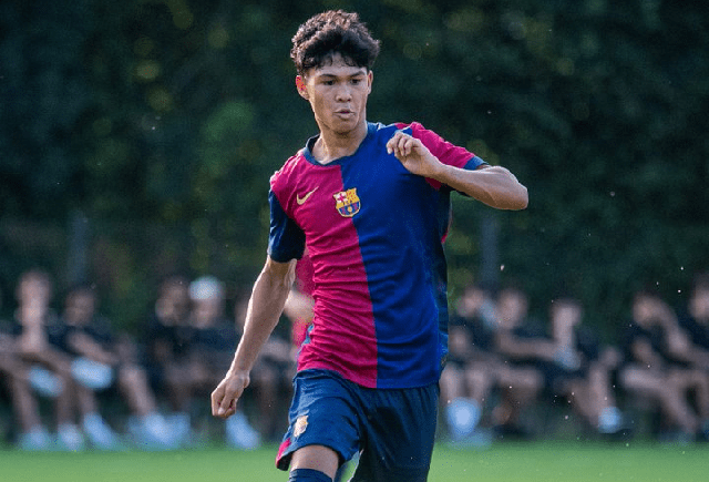 4 điều thú vị về Dro, thần đồng 17 tuổi ghi bàn cho Barca- Ảnh 1.