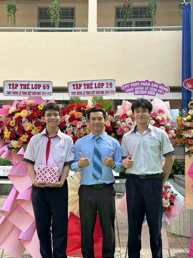 Thủ khoa Trường THPT Lê Quý Đôn lập cú đúp điểm 10 - Ảnh 3.