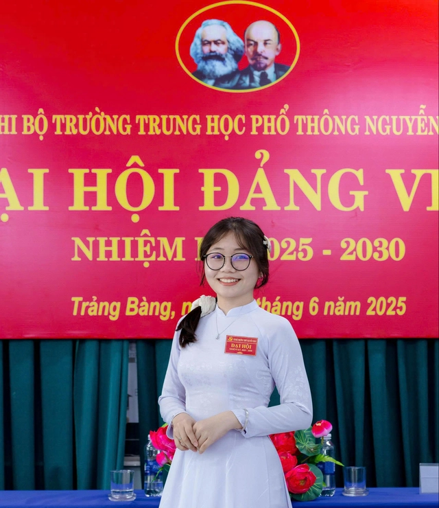 Hành trình từ lớp trưởng năng nổ đến Đảng viên trẻ của nữ sinh Tây Ninh - Ảnh 1.