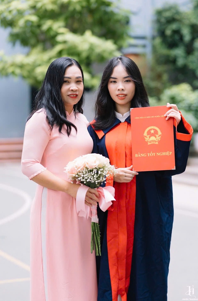 Nữ thủ khoa tuyển sinh lớp 10 Hà Nội đạt 29,25 điểm - Ảnh 2.