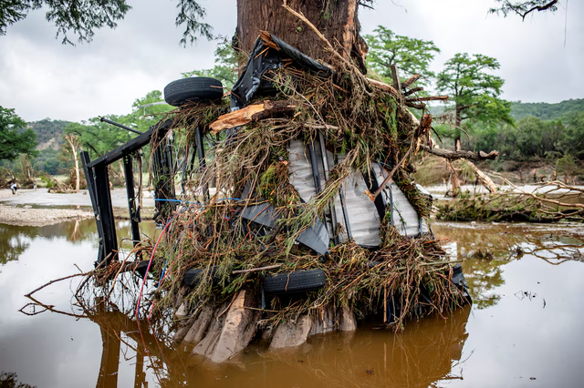 Death toll from Texas floods reaches at least 43; dozens still missing- Ảnh 10.
