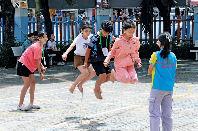 Mùa hè tưng bừng ở Khánh Hội, Vĩnh Hội, Xóm Chiếu - Ảnh 1.