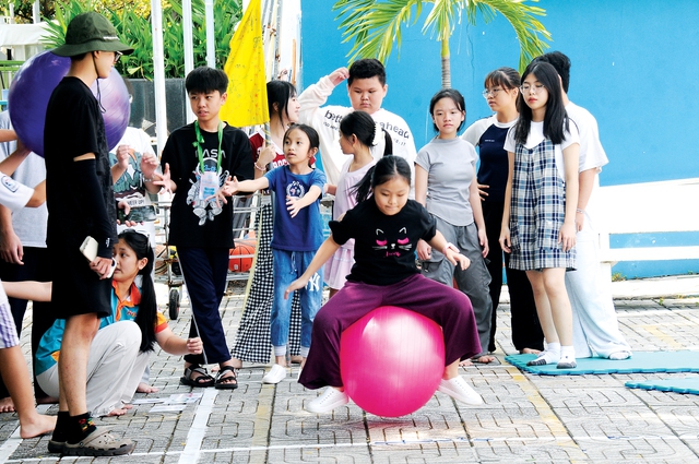 Mùa hè tưng bừng ở Khánh Hội, Vĩnh Hội, Xóm Chiếu - Ảnh 2.