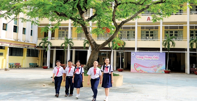 Nhóm học sinh Trường THCS & THPT Trần Đại Nghĩa sáng tạo phần mềm giúp người khiếm thị học tập - Ảnh 4.