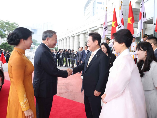 South Korea holds state welcome ceremony for Vietnamese Party chief To Lam- Ảnh 3. South Korea holds state welcome ceremony for Vietnamese Party chief To Lam- Ảnh 3.