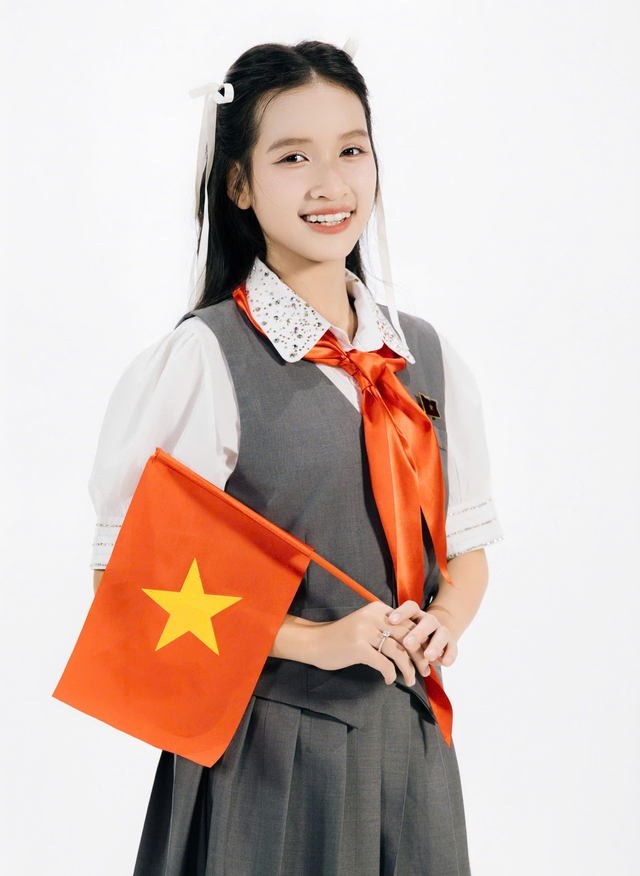Giọng ca nhỏ tuổi nhất concert Tổ quốc trong tim và hành trình nuôi dưỡng đam mê ca hát- Ảnh 9.
