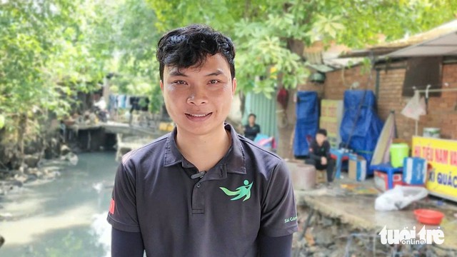 Ho Chi Minh City river clean-up group to roll out trash-collecting robots to cut manual labor- Ảnh 3.