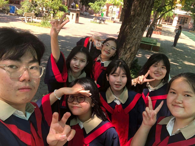 Teen chuẩn bị gì để tự tin bước vào năm học mới?- Ảnh 1.