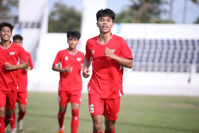 Top 5 cầu thủ tuổi teen dự V-League 2025-2026- Ảnh 6.