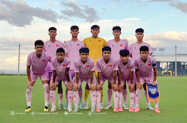 Top 5 cầu thủ tuổi teen dự V-League 2025-2026- Ảnh 1.