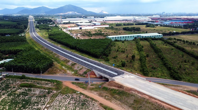 Status quo of transportation projects connecting Long Thanh Airport in southern Vietnam - Ảnh 1.