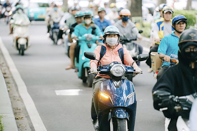 Vietnamese electric motorbike market heats up as manufacturers race to expand  - Ảnh 1.
